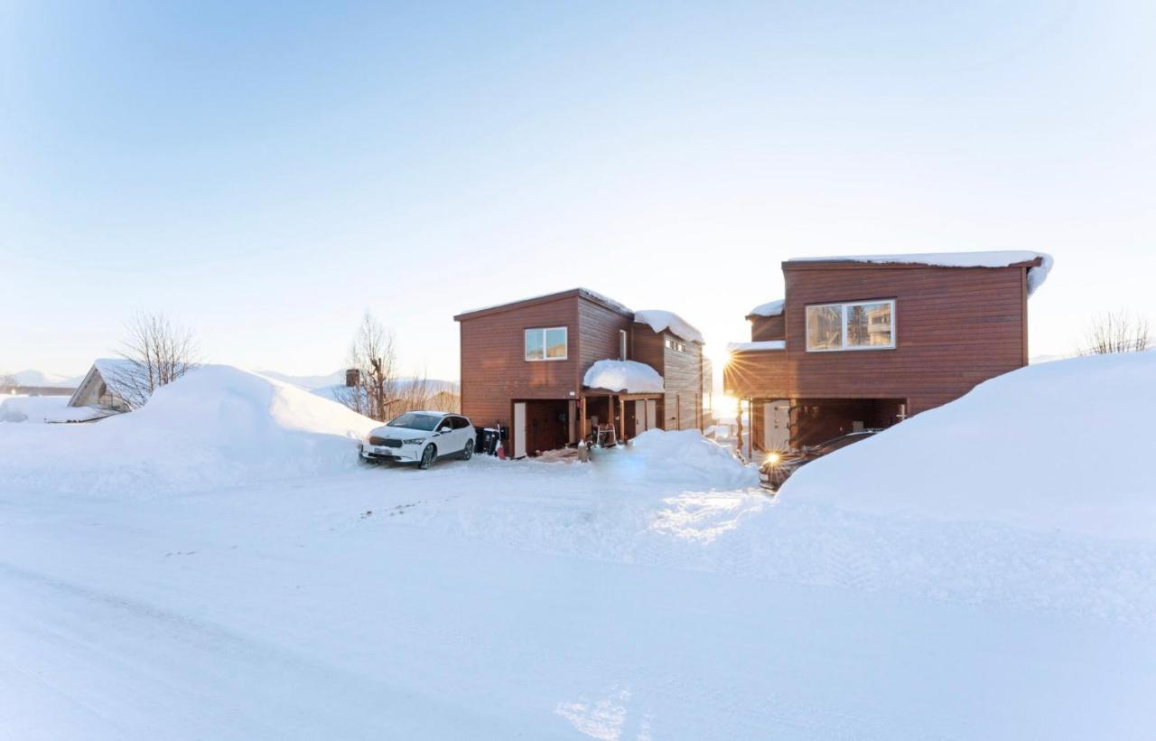 Aurora And Midnight Sun Apartment Tromso Exterior photo